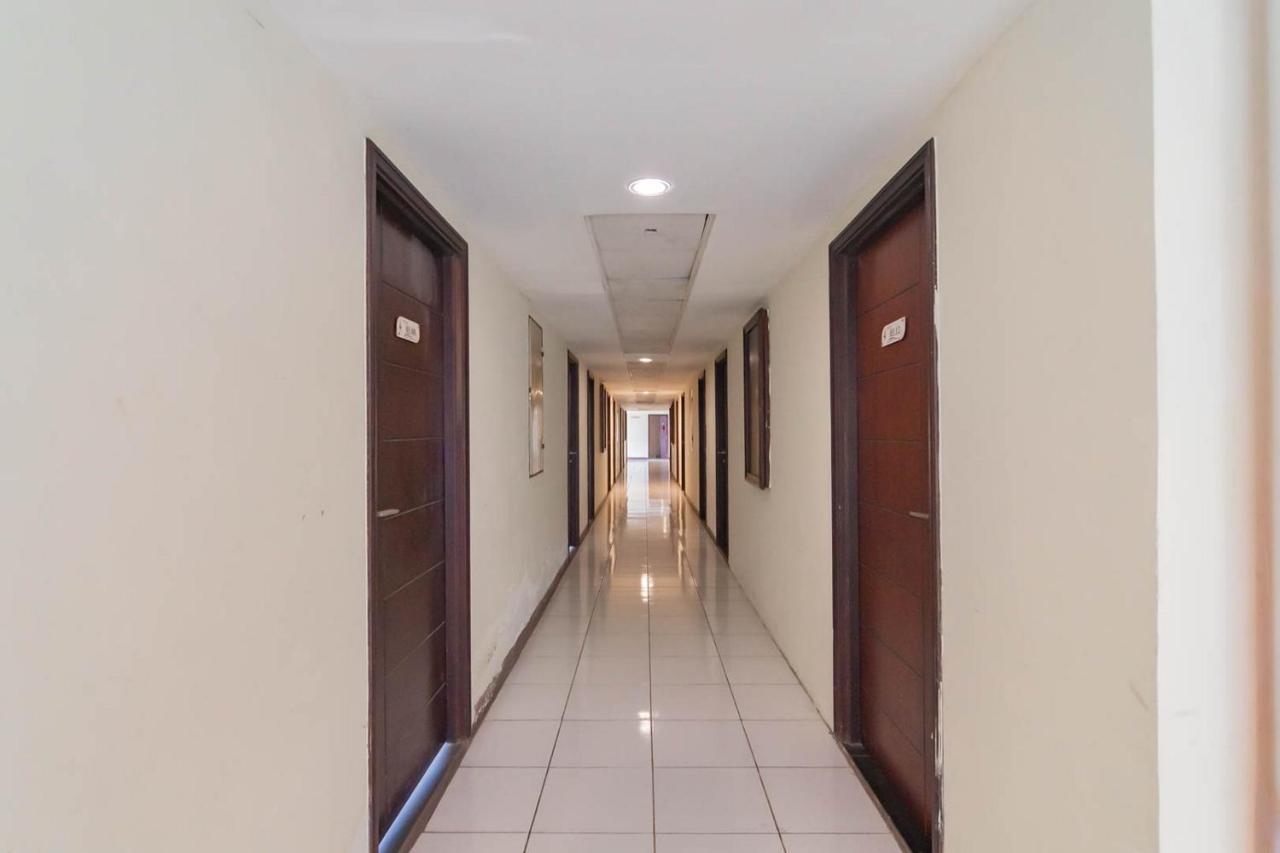Redliving Apartemen Emerald Tower - Bion Apartel Tower South Бандунг Екстер'єр фото